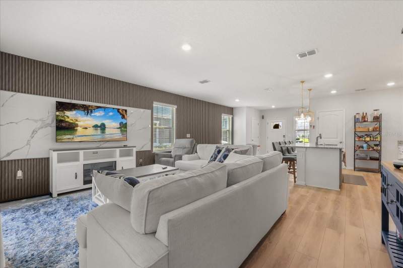 3 bedroom Townhouse at 10089 Salt Point Drive, Waterleigh Ph 2E, Winter Garden — photo 5