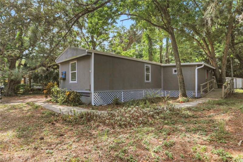 4 bedroom Manufactured Home at 9132 Mango Street, Griffin Park Sub, New Port Richey — photo 4