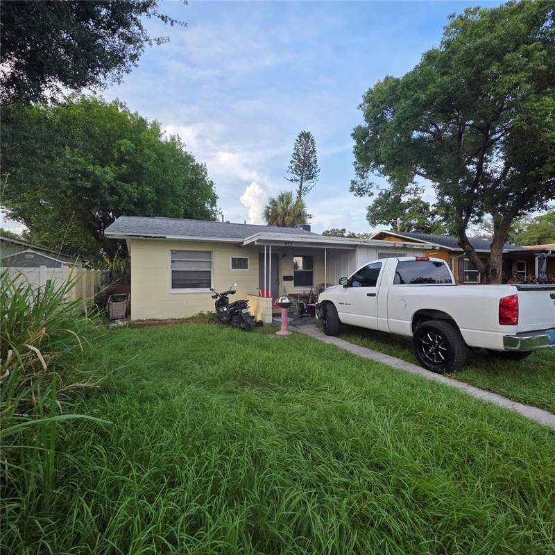 3 bedroom Single Family Residence at 2120 10th Street, Lakeview Heights, St Petersburg — photo 3