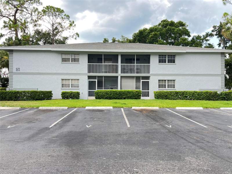 2 bedroom Condominium at 572 SE Fairways Lane #N204, Silver Downs Bldg N, Ocala — photo 2