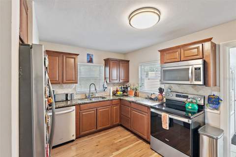 918 27th Street, St Petersburg FL - photo 8 of 24