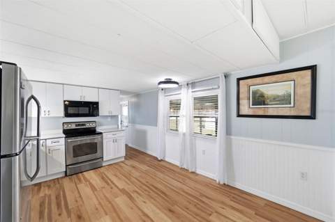 10913 Liberty Drive, Port Richey FL - photo 10 of 42