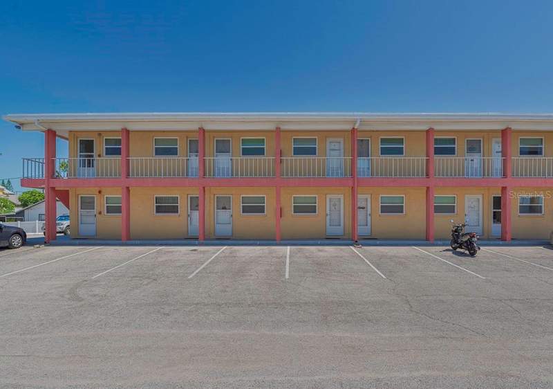1 bedroom Condominium at 8567 W Gulf Boulevard #3N, Sunset Cove Condo, St Petersburg — photo 4