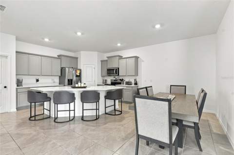 8514 Bold Cypress Lane, Wesley Chapel FL - photo 8 of 48