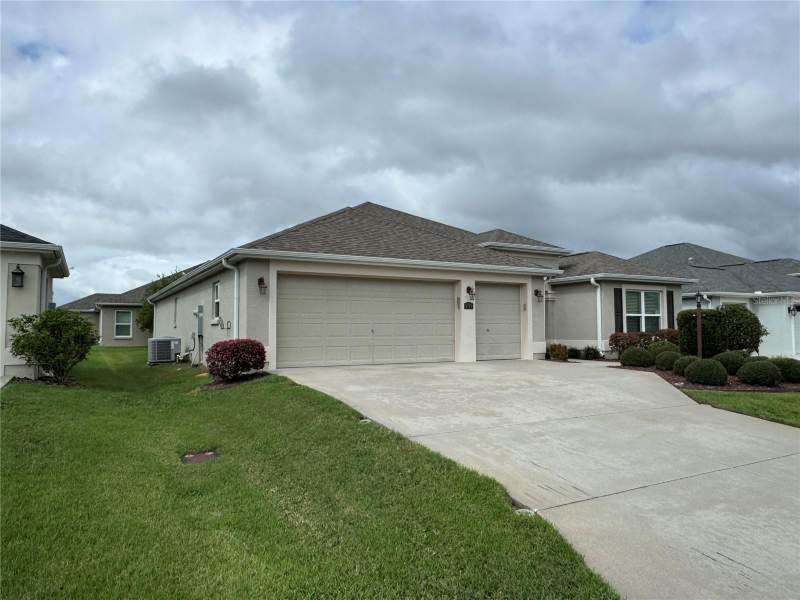2 bedroom Single Family Residence at 939 Koller Court, Villages/Fruitland Park Un 33, The Villages — photo 2