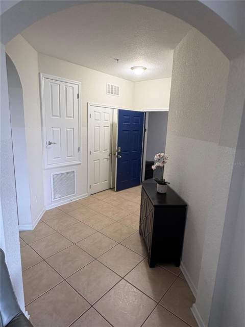 4102 Breakview Drive #40103, Orlando FL - photo 8 of 17