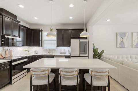2599 Nouveau Way, Kissimmee FL - photo 7 of 36