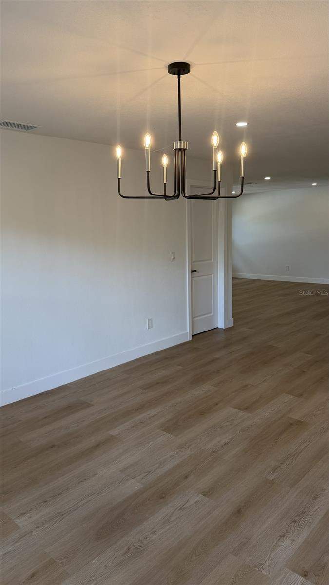 2 bedroom Single Family Residence at 1421 Heather Drive, Sunny Ridge 2nd Add, Dunedin — photo 4