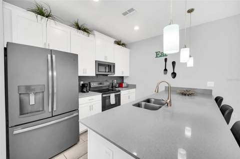 9017 Dogleg Drive, Davenport FL - photo 10 of 47