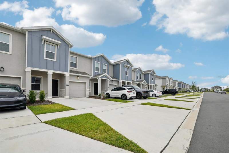 3 bedroom Townhouse at 6159 Peaceful Park Way, Wellness Ridge, Clermont — photo 3