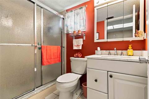 3617 Lake Bayshore Drive #401, Bradenton FL - photo 18 of 43