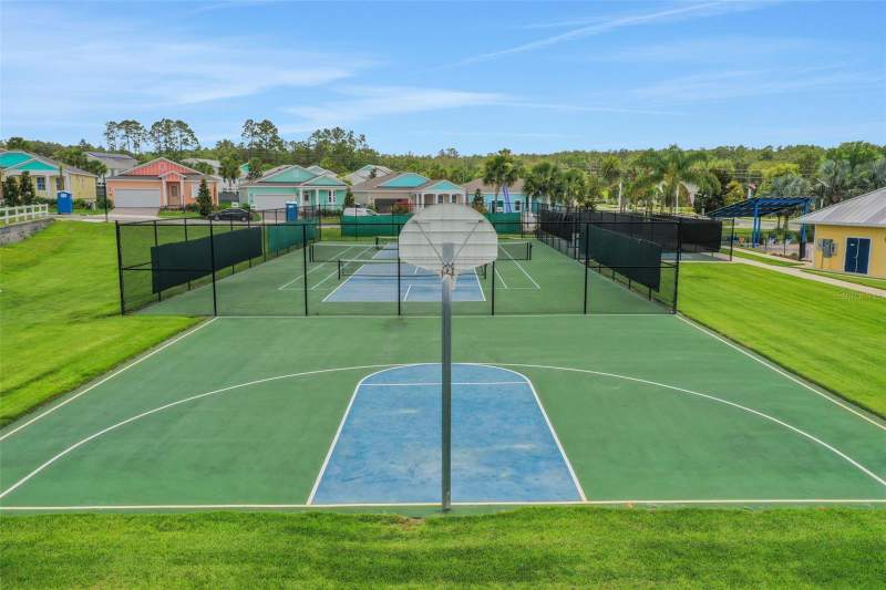 3 bedroom Single Family Residence at 1038 Fiesta Key Circle, Green Key Village, Lady Lake — photo 5