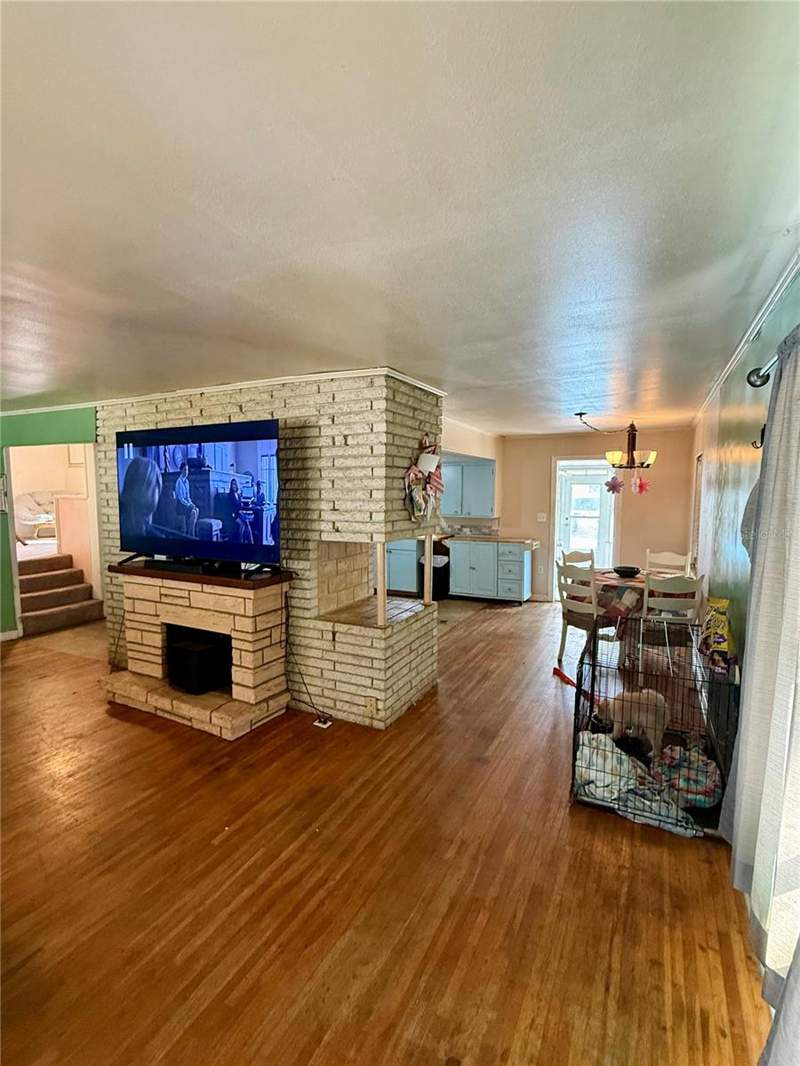 2 bedroom Single Family Residence at 104 13th Street, Elbert Hills, Winter Haven — photo 5