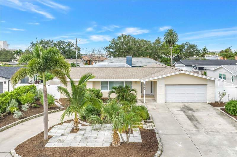 2053 DOLPHIN BOULEVARD home for sale in Pasadena Golf Club Estates