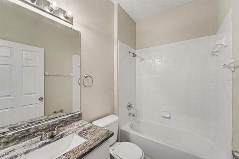 4906 Pennecott Way, Wesley Chapel FL - photo 12 of 15