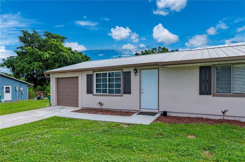 2 bedroom Single Family Residence at 1218 Sultana Street, Port Charlotte Sec 027, Port Charlotte — photo 2