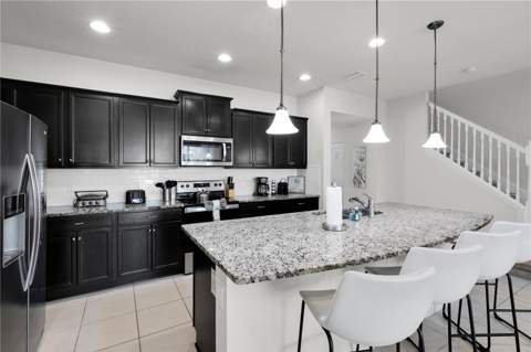 8907 Sydney Avenue, Kissimmee FL - photo 8 of 48