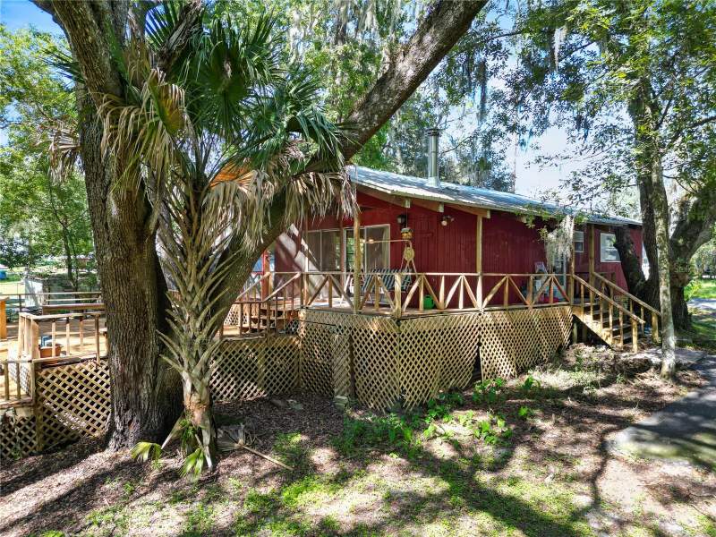 2 bedroom Single Family Residence at 8370 CR 647, Holiday Shores, Bushnell — photo 4