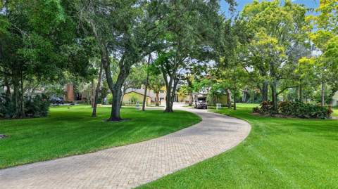 6305 Burning Tree Drive, Seminole FL - photo 6 of 6
