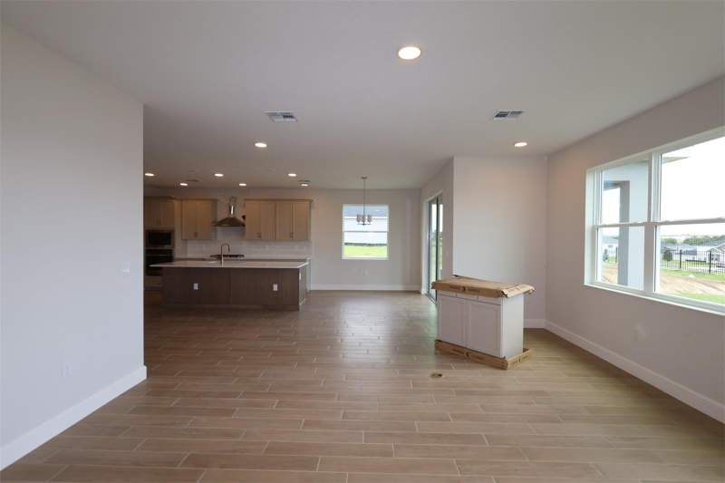 5 bedroom Single Family Residence at 3209 Wolf Lake Avenue, Wolf Lake Ranch, Apopka — photo 2