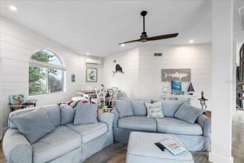 3460 Crape Myrtle Drive, Hernando Beach FL - photo 11 of 51