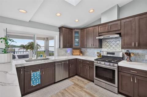 503 Johns Pass Avenue, Madeira Beach FL - photo 13 of 64