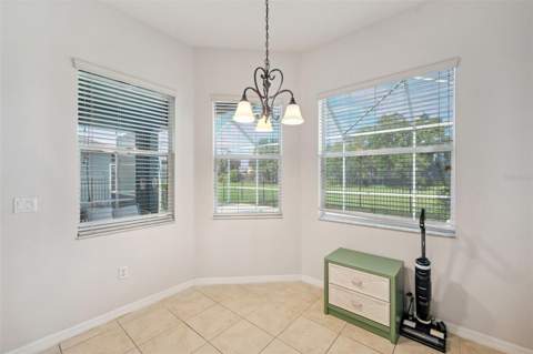 4641 Rolling Green Drive, Wesley Chapel FL - photo 18 of 45