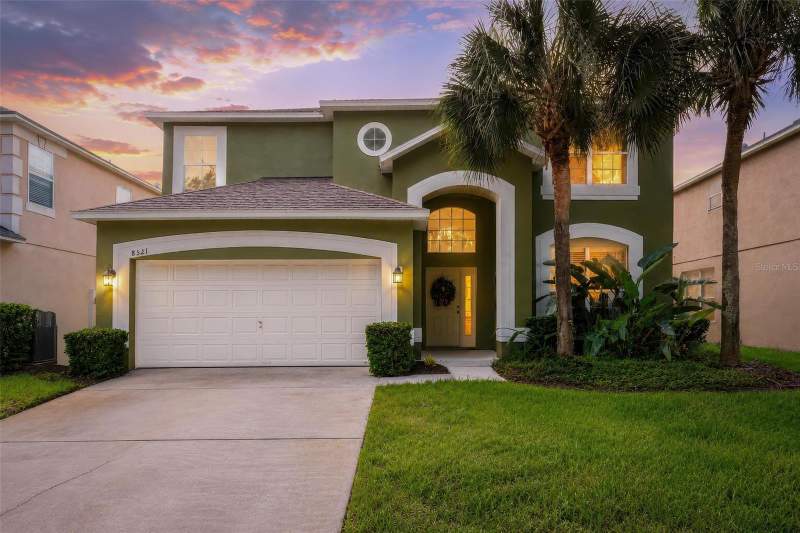 7 bedroom Single Family Residence at 8521 PALM HARBOR DRIVE, EMERALD ISLAND RESORT PH 5A, KISSIMMEE — photo 1