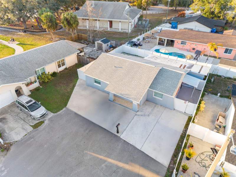 3 bedroom Single Family Residence at 10113 Royal Acres Court, Timberlane Sub Unit 2, Tampa — photo 2