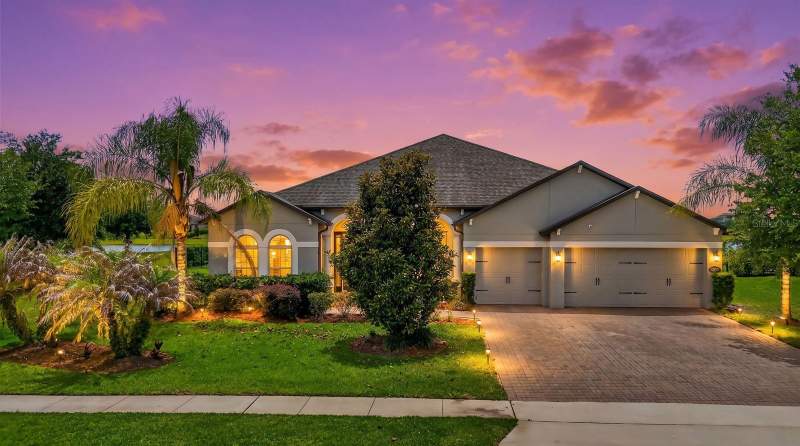 17614 SAILFIN DRIVE home for sale in Estates Lake Pickett