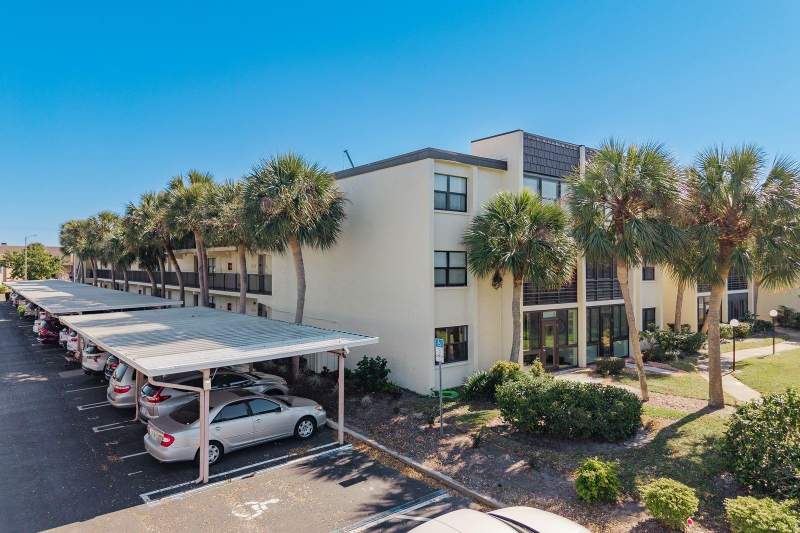 Lakeview Of Largo South Condo