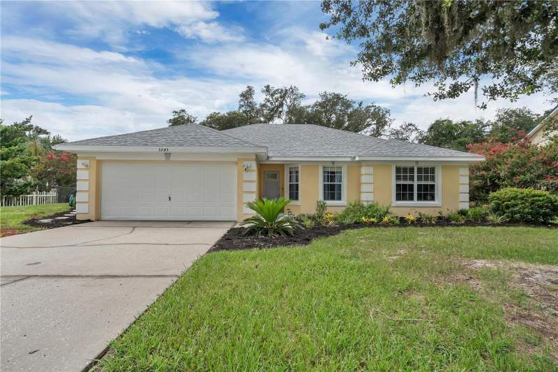 3 bedroom Single Family Residence at 5945 WHITE TAIL LOOP, DEER BROOKE SOUTH, LAKELAND — photo 1