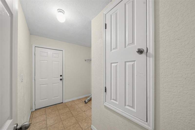4 bedroom Single Family Residence at 2019 Wanda Avenue, Lehigh Park, Lehigh Acres — photo 5