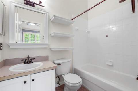 6130 Osprey Lake Circle, Riverview FL - photo 24 of 43