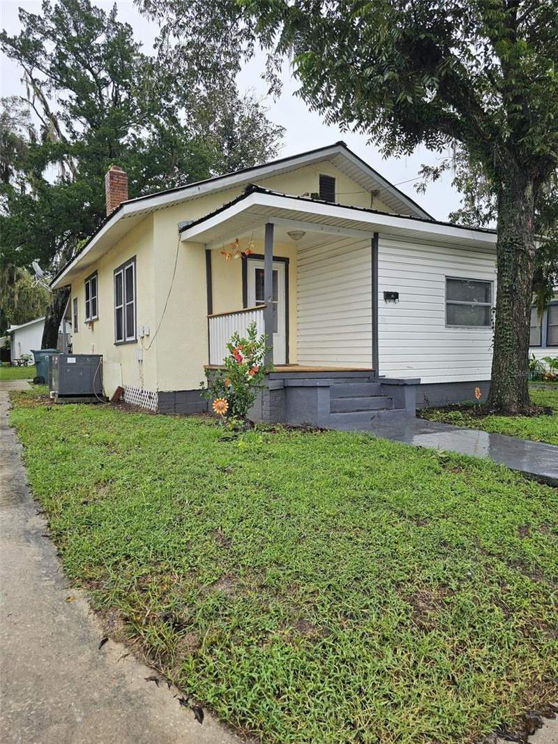 2 bedroom Single Family Residence at 623 NE 8th Avenue, Smith & Daughertys Add, Ocala — photo 2