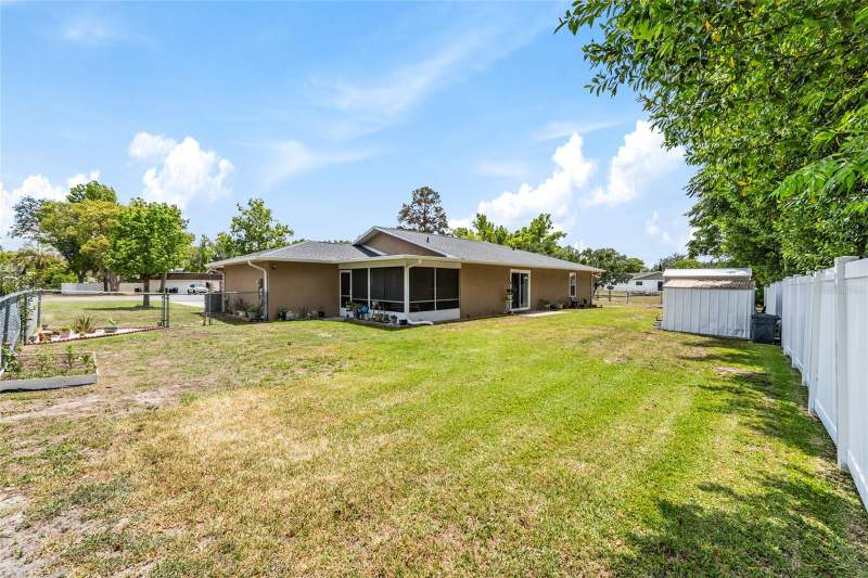 3 bedroom Single Family Residence at 5 Silver Run, Silver Spgs Shores Un 01, Ocala — photo 5