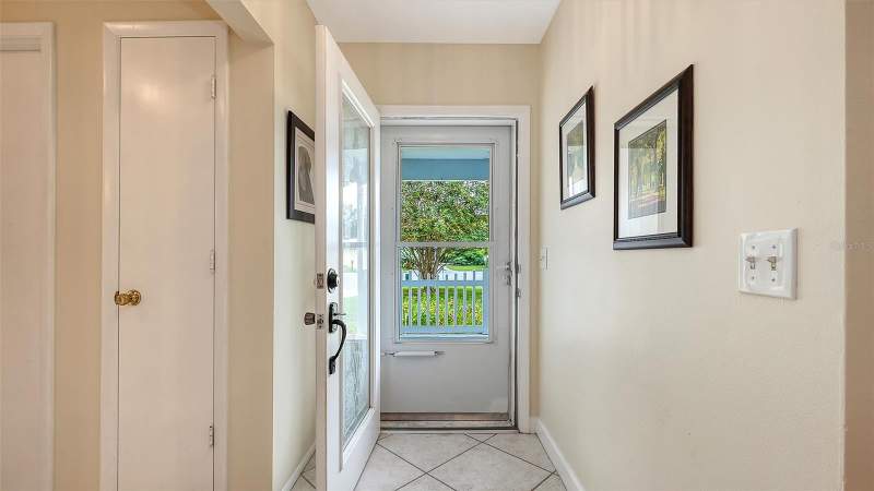 3 bedroom Single Family Residence at 6110 Approach Lane, Sunrise Golf Club Estates, Sarasota — photo 5