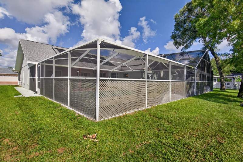 3 bedroom Single Family Residence at 13625 Deventer Court, Barrington Woods Ph 02, Hudson — photo 4
