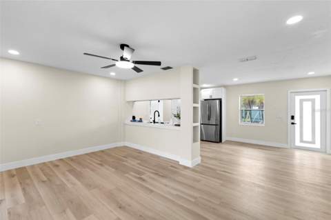 4430 Carson Street, St Petersburg FL - photo 10 of 43