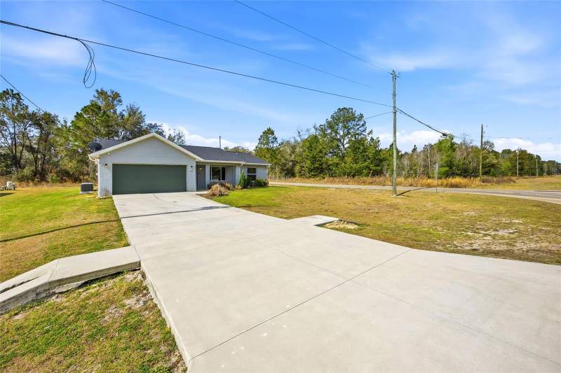3 bedroom Single Family Residence at 224 Fisher Road, Silver Spgs Shores 44, Ocklawaha — photo 2