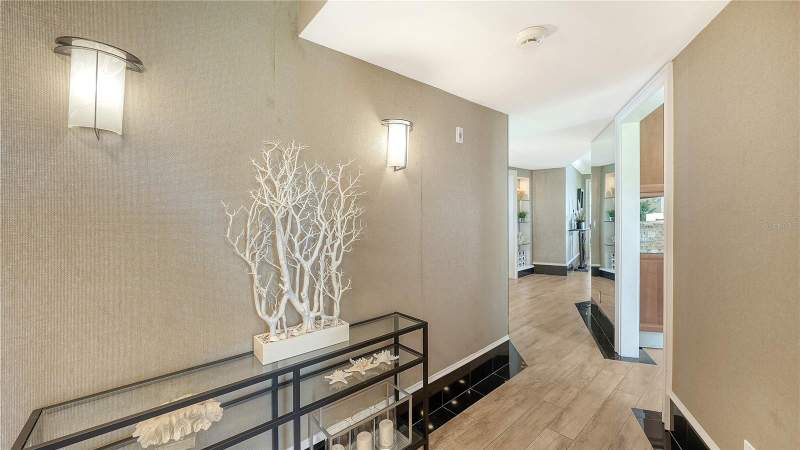 3 bedroom Condominium at 5320 Gulf Of Mexico Drive #101, Longboat Landing, Longboat Key — photo 4