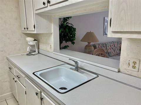 519 Albee Farm Road #210, Venice FL - photo 8 of 36