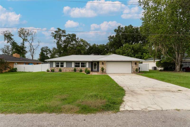 3 bedroom Single Family Residence at 5072 SE 27th Street, Belleair, Ocala — photo 2