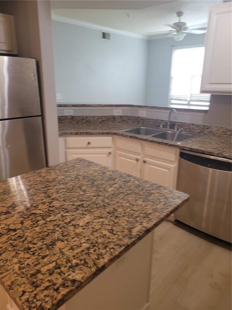 2 bedroom Condominium at 501 Knights Run Avenue #1113, Harbour Place City Homes A Condo, Tampa — photo 4