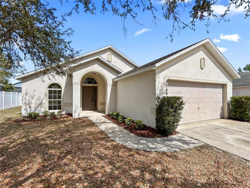 Tavares Chelsea Oaks