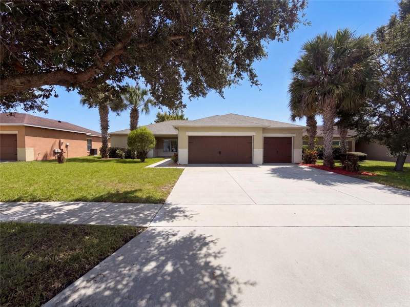 3508 YACHT CLUB COURT home for sale in Isles Of Bellalago