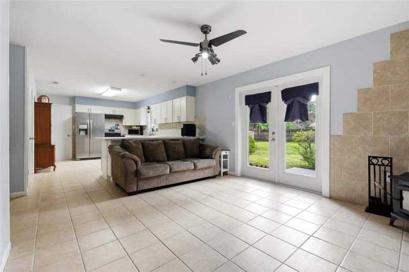 4 bedroom Single Family Residence at 5 SW 41st Street, Anglewood Rep, Gainesville — photo 5