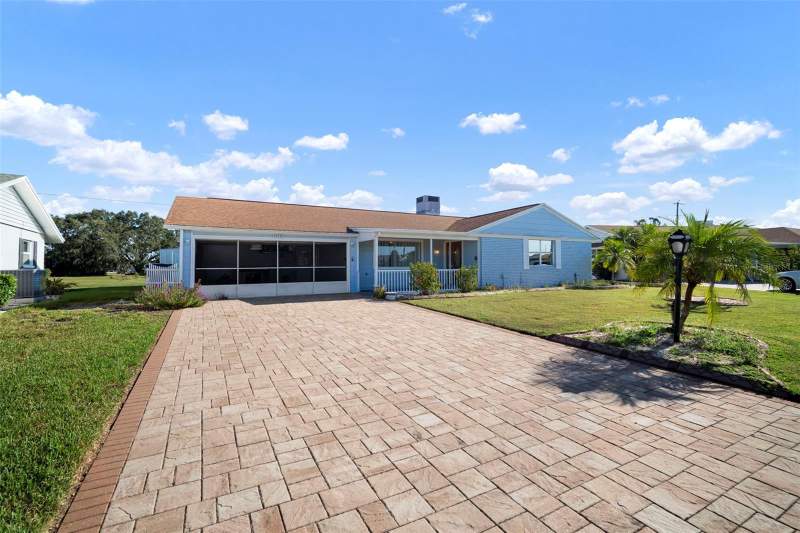 609 FOX HILLS DRIVE home for sale in Del Webbs Sun City Florida
