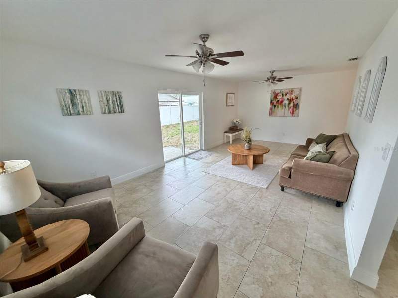 3 bedroom Single Family Residence at 6945 Orkney Avenue, Bonnie Bay Unit One, St Petersburg — photo 4