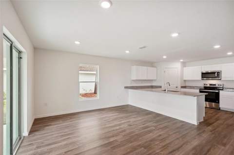 16382 Kingbird Road, Weeki Wachee FL - photo 9 of 37